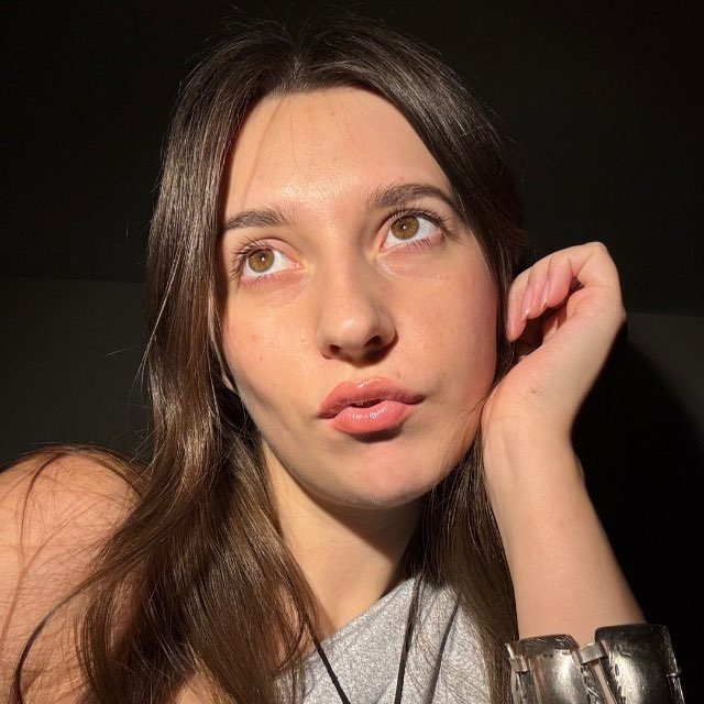 Лера Тетеева